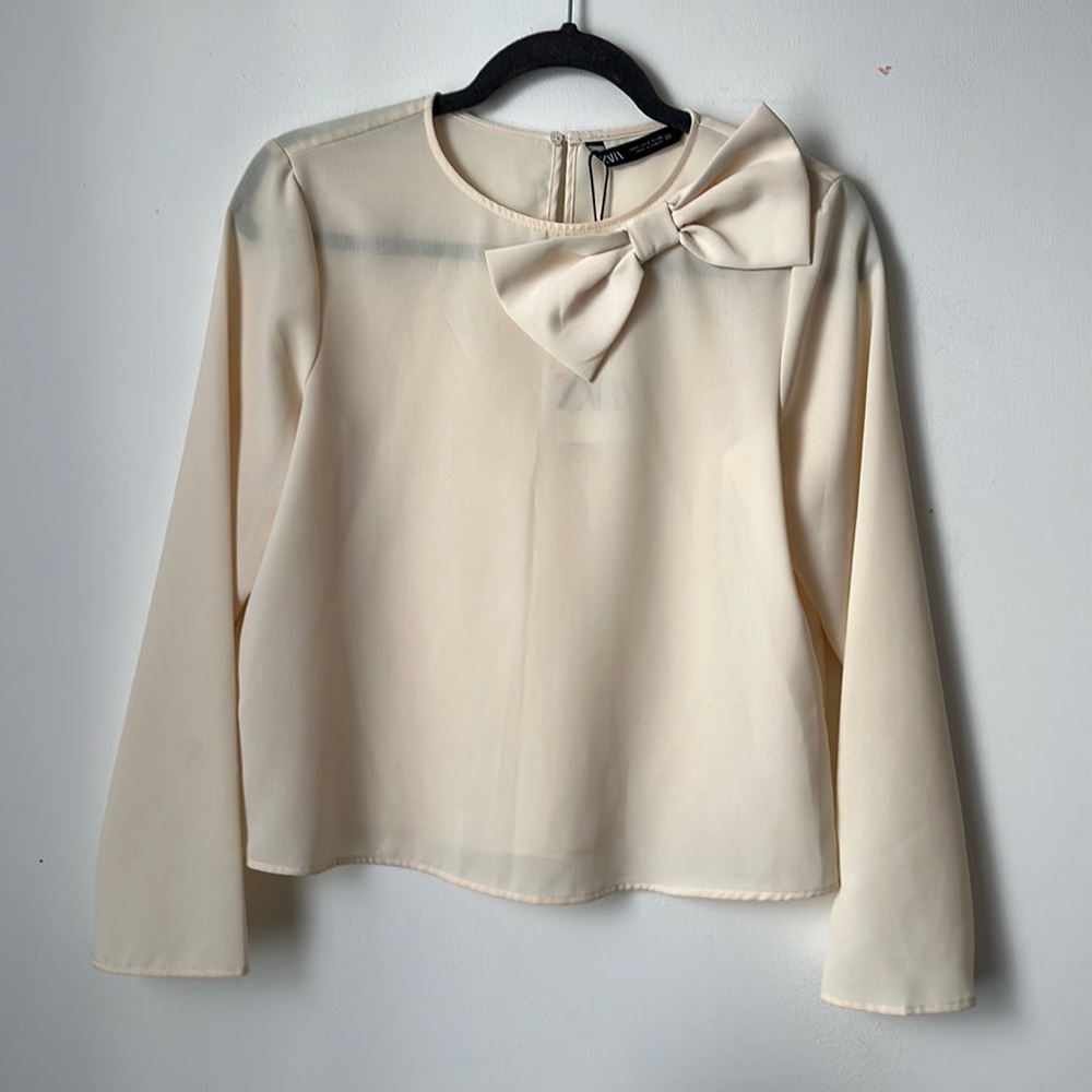 NWT Zara Beautiful Women’s Blouse Size S